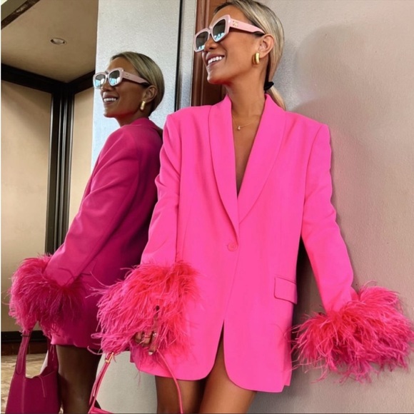 LAST FEW 🫶🏼 ZARA NWT BLOGGERS FAV PINK FEATHER BLAZER - Picture 3 of 16